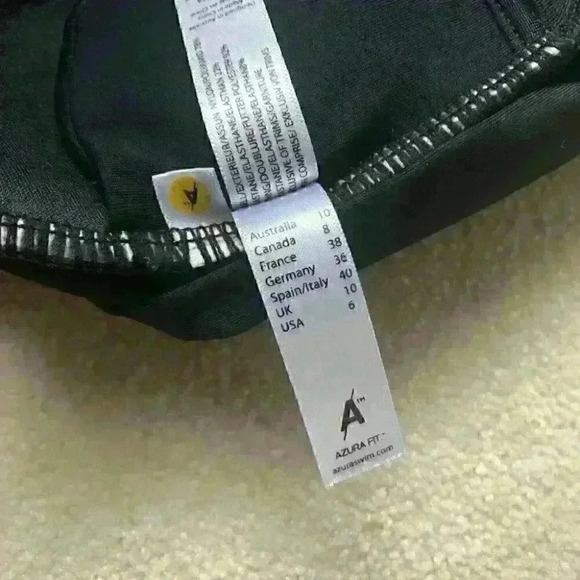 NWOT Azura Australia  Tankini Top Swimwear Tie Neck Geometric Black White - Picture 11 of 11